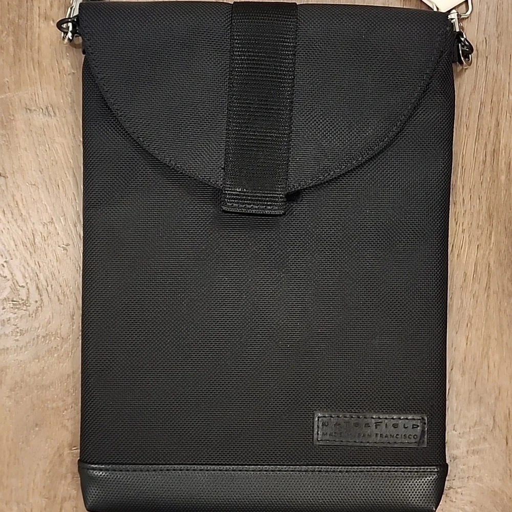 Waterfield San Francisco Bags Tablet iPad Crossbody Bag Case USA Black 9x12